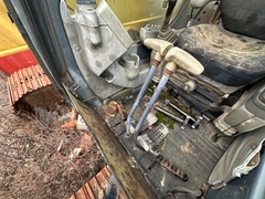 2005 DEERE 330C LC - Image 24