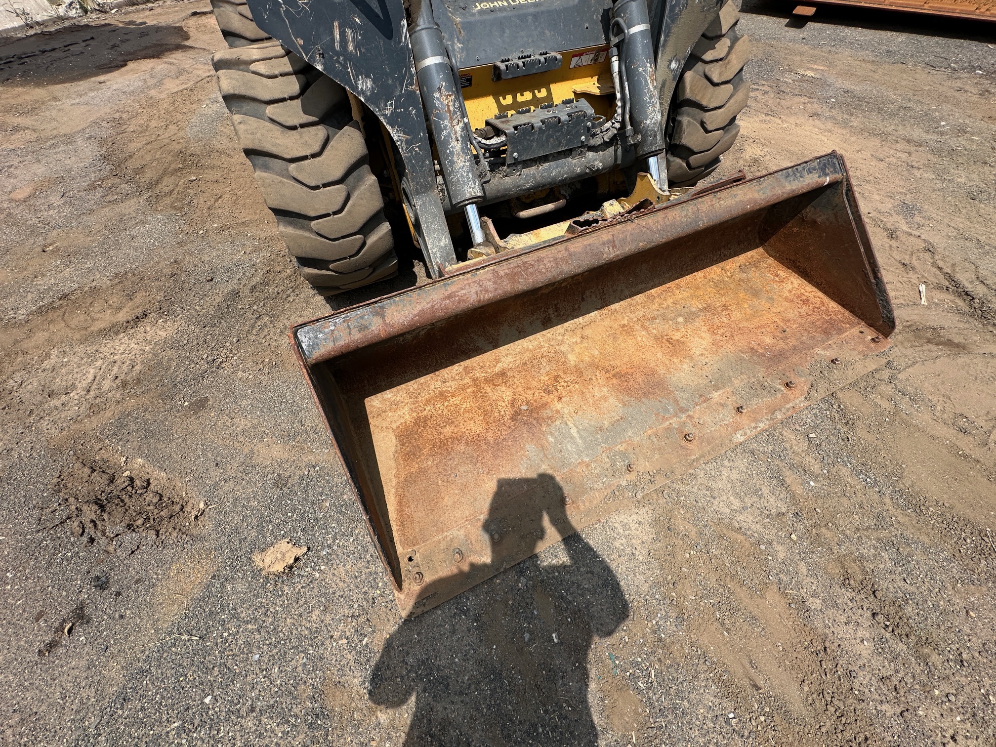 2019 DEERE 332G - Image 11