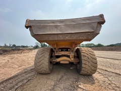 2014 DEERE 460E Off Road Dump - Image 5