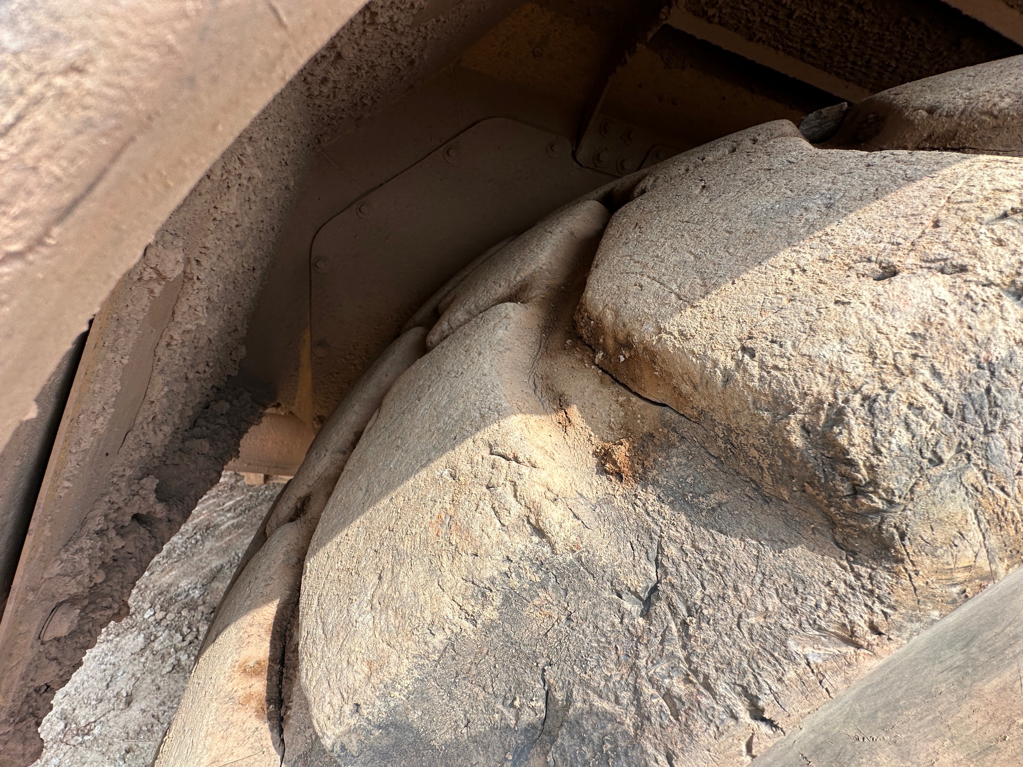 2014 DEERE 460E Off Road Dump - view 13 of 41