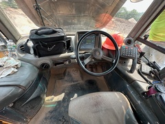 2014 DEERE 460E Off Road Dump - Image 30