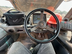 2014 DEERE 460E Off Road Dump - Image 35