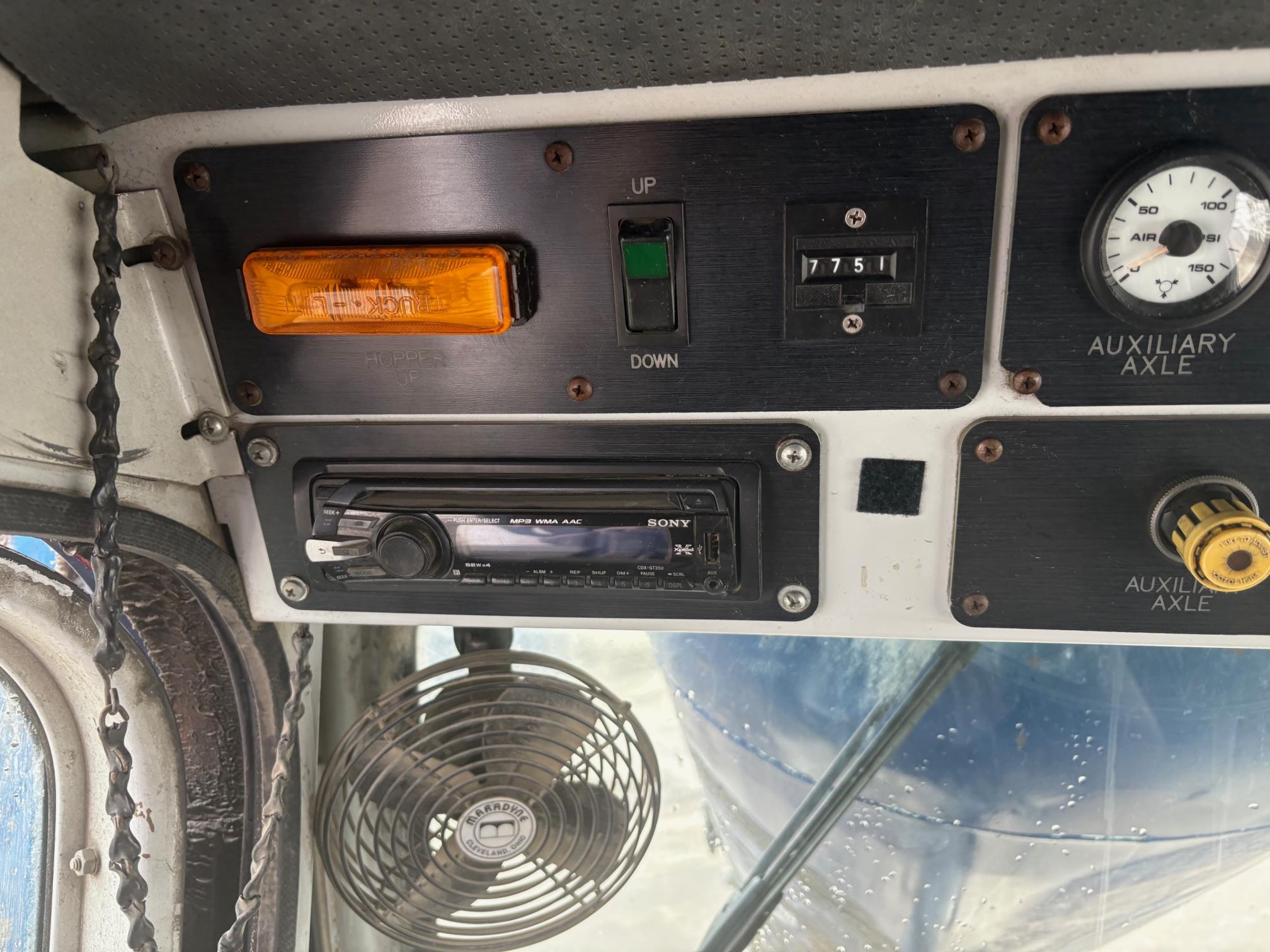 2000 OSHKOSH S2346 - view 17 of 36