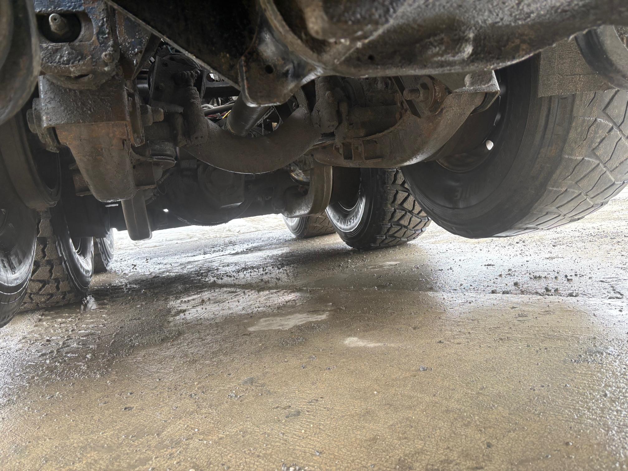 2000 OSHKOSH S2346 - Image 32