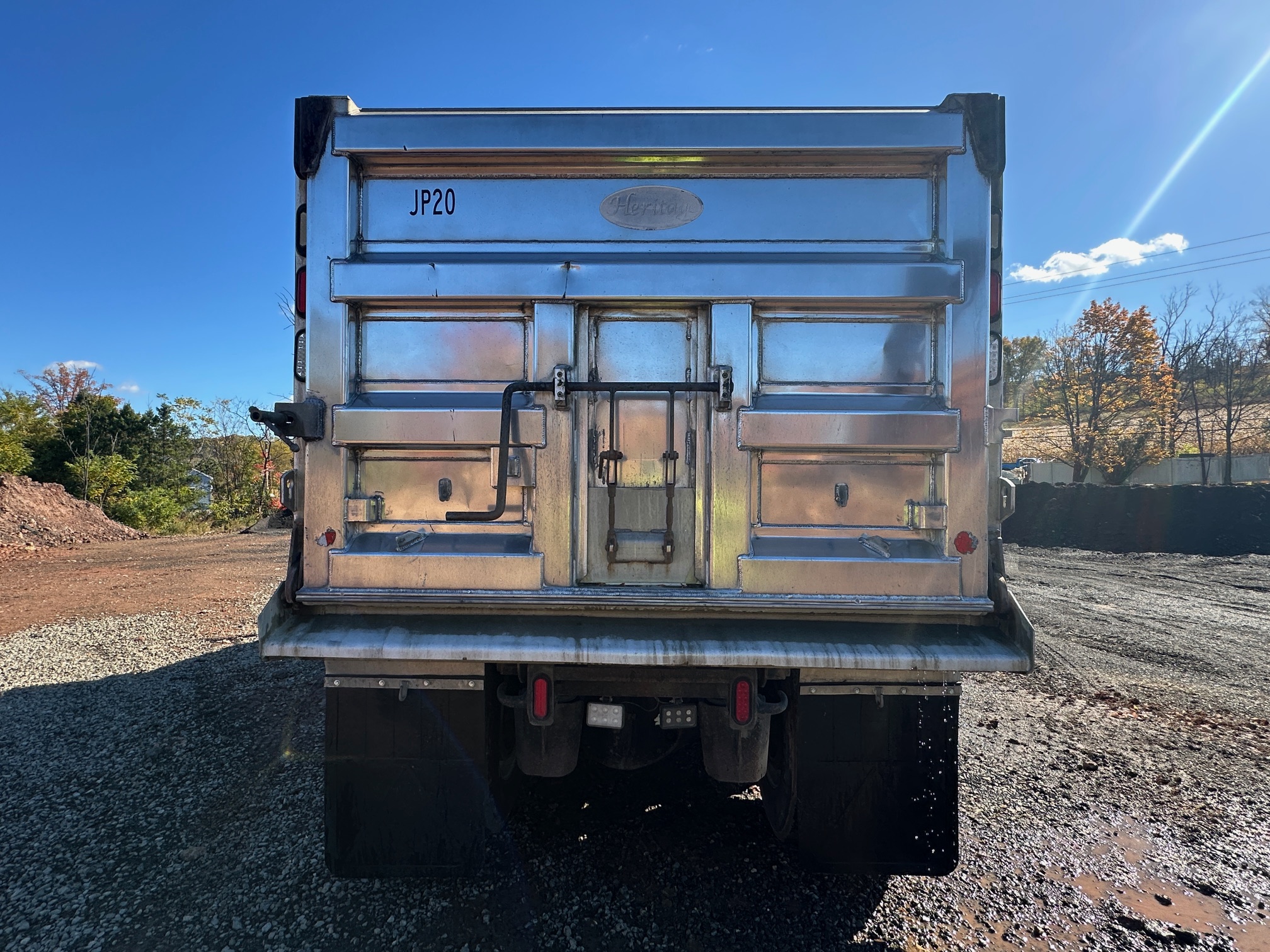 2016 PETERBILT 365 - Image 6