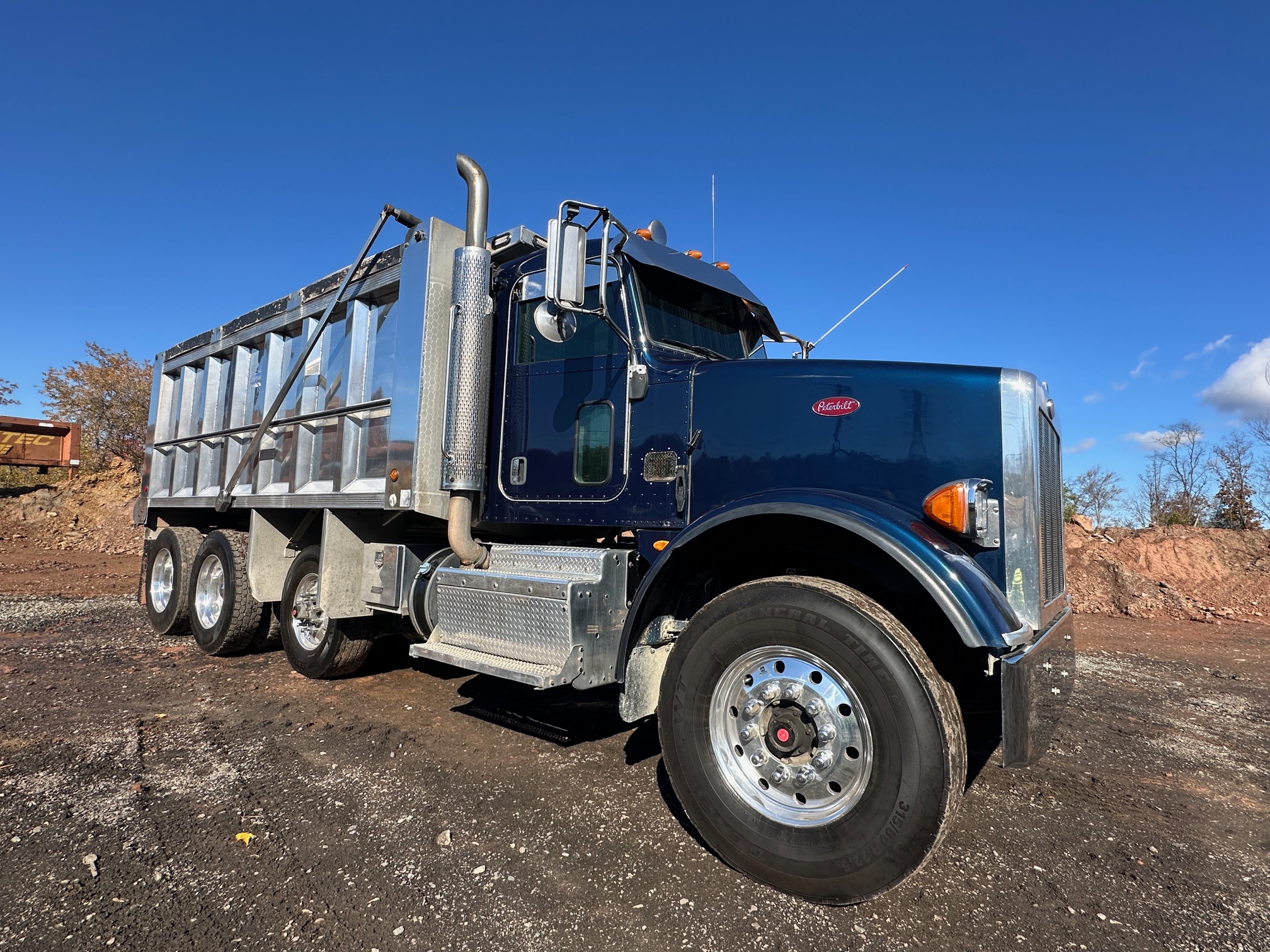 2016 PETERBILT 365 - view 14 of 47