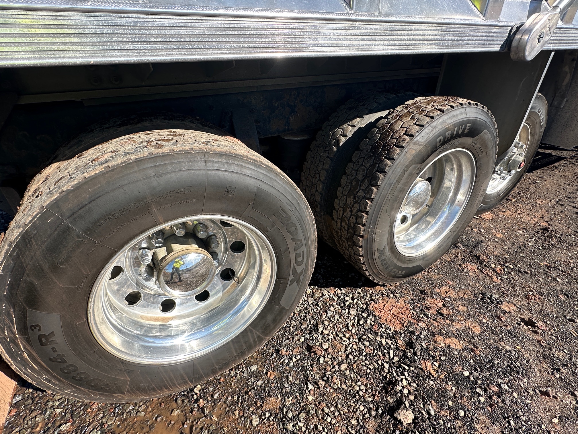 2016 PETERBILT 365 - Image 15