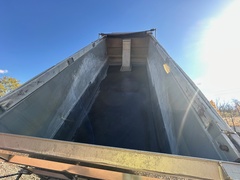 2016 PETERBILT 365 - Image 28