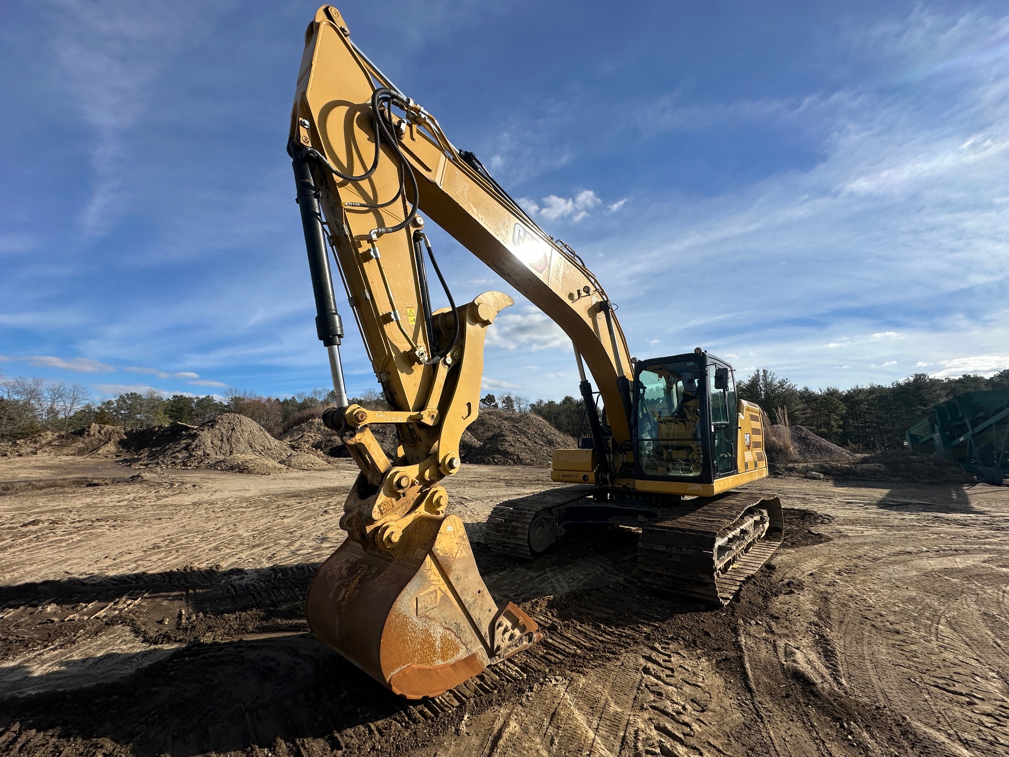 2020 CATERPILLAR 320GC - view 3 of 48