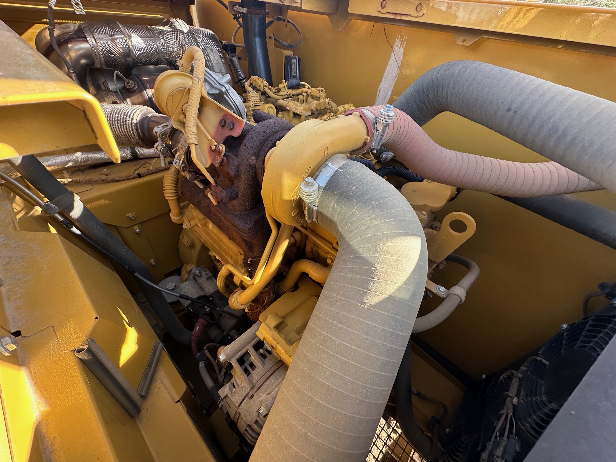 2020 CATERPILLAR 320GC - Image 29