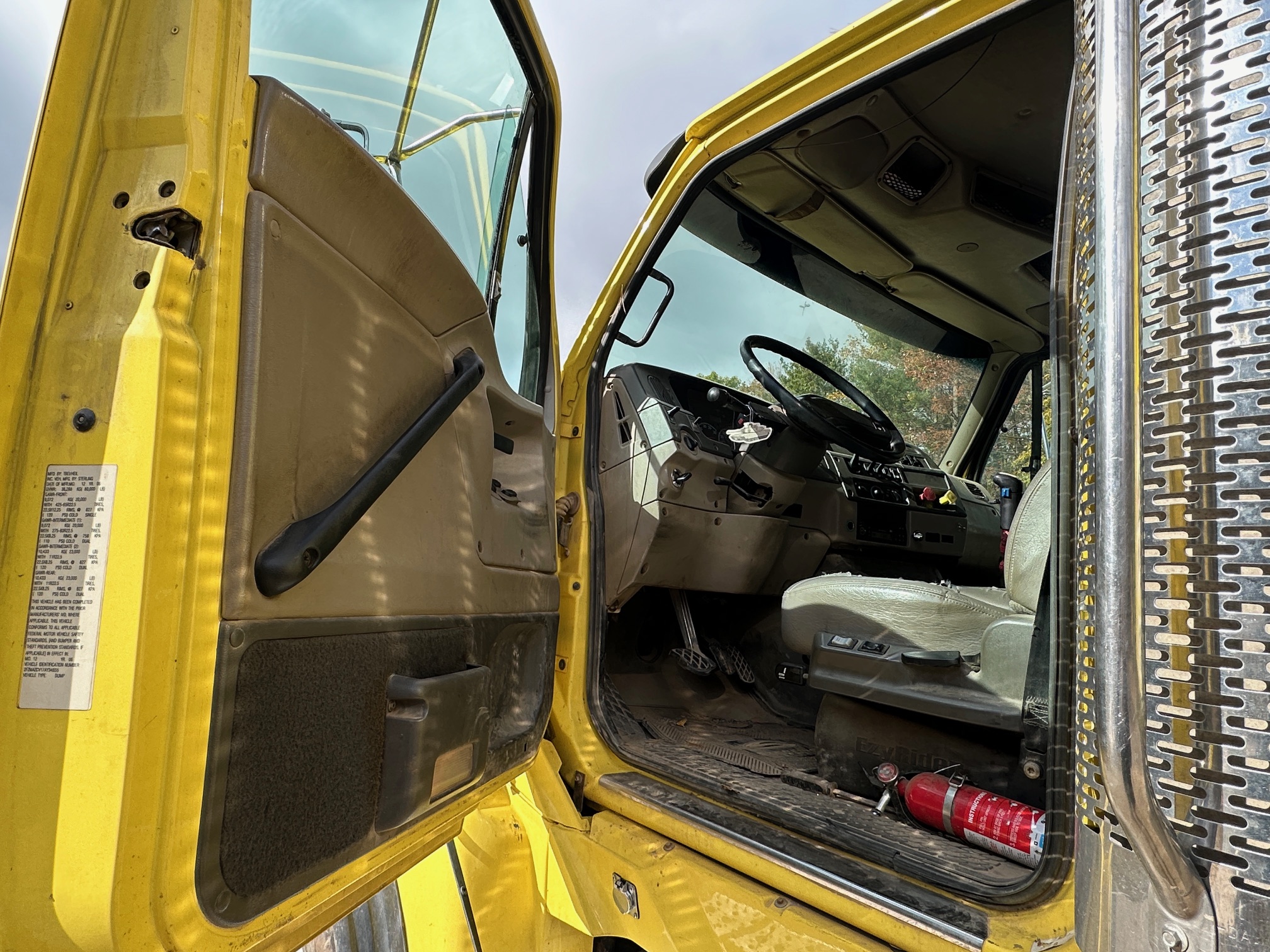 2007 STERLING L9500 - Image 28