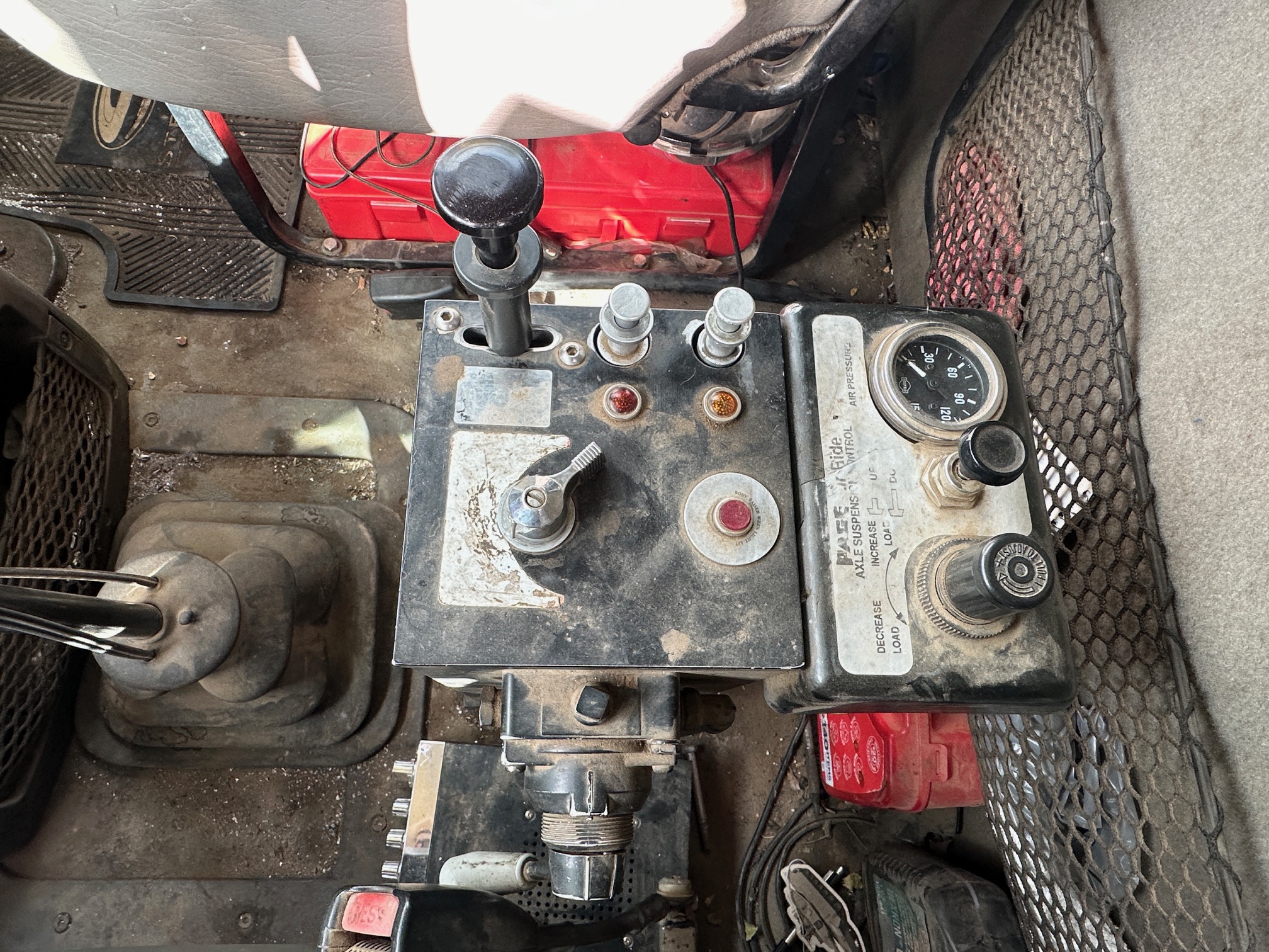 2007 STERLING L9500 - Image 30