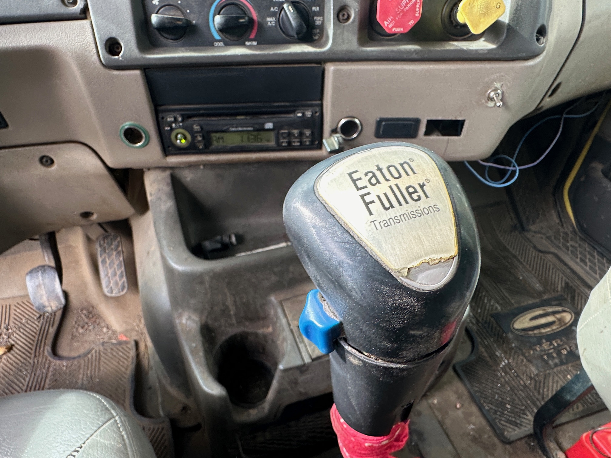 2007 STERLING L9500 - Image 33