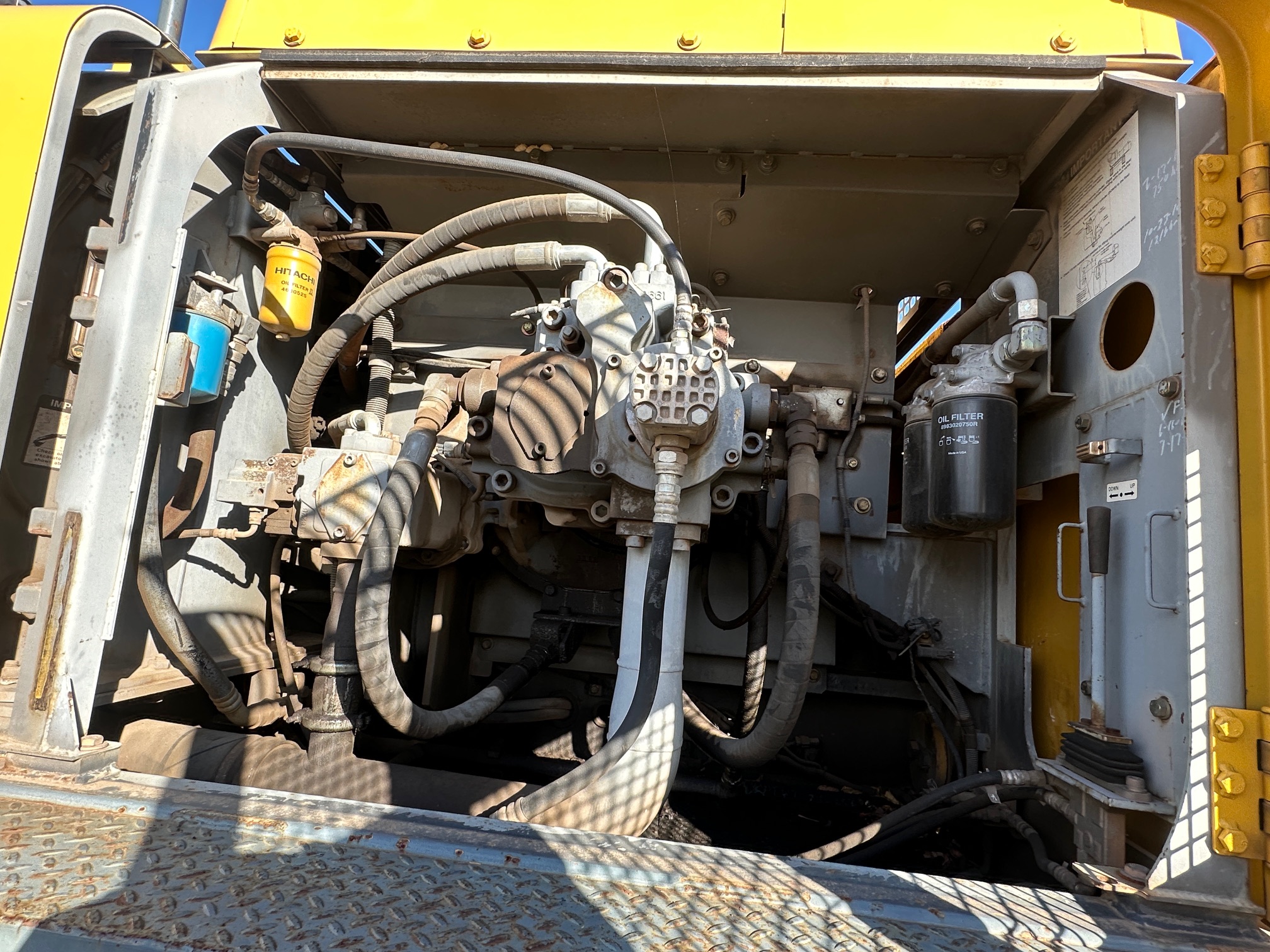 2009 DEERE 450D LC - Image 19