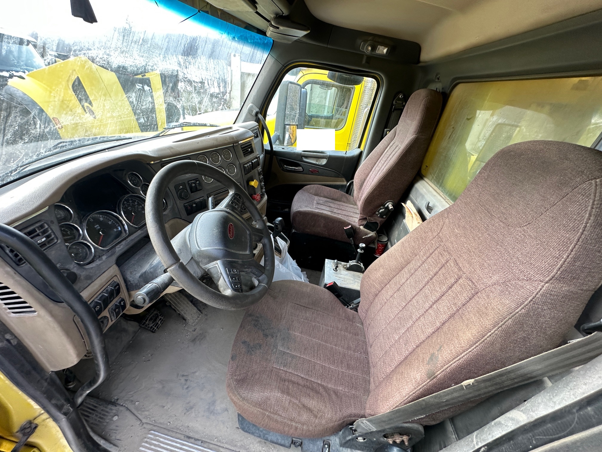 2016 PETERBILT 579 - view 7 of 50