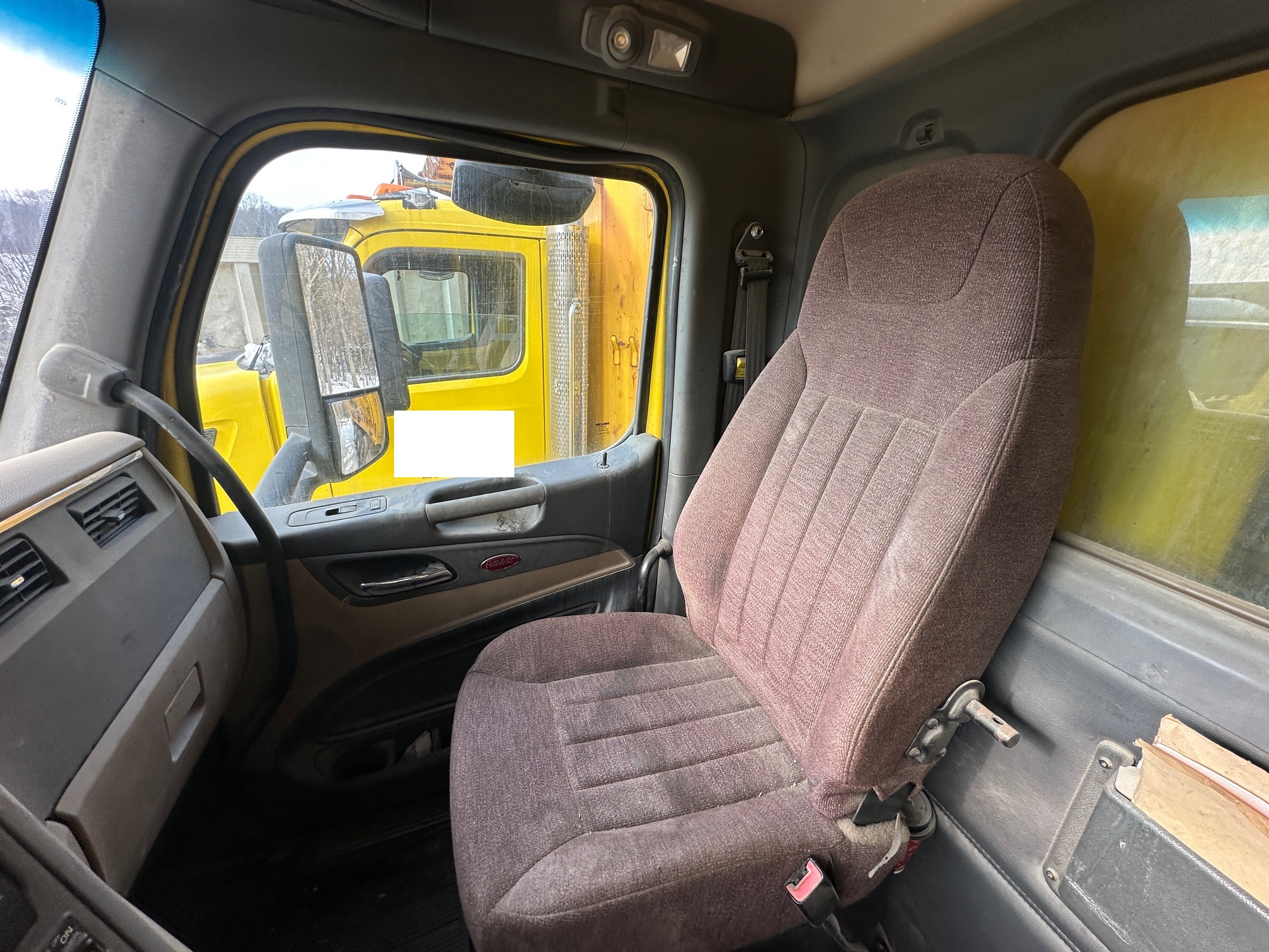 2016 PETERBILT 579 - Image 13