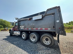2019 MACK Granite GR64F - Image 9