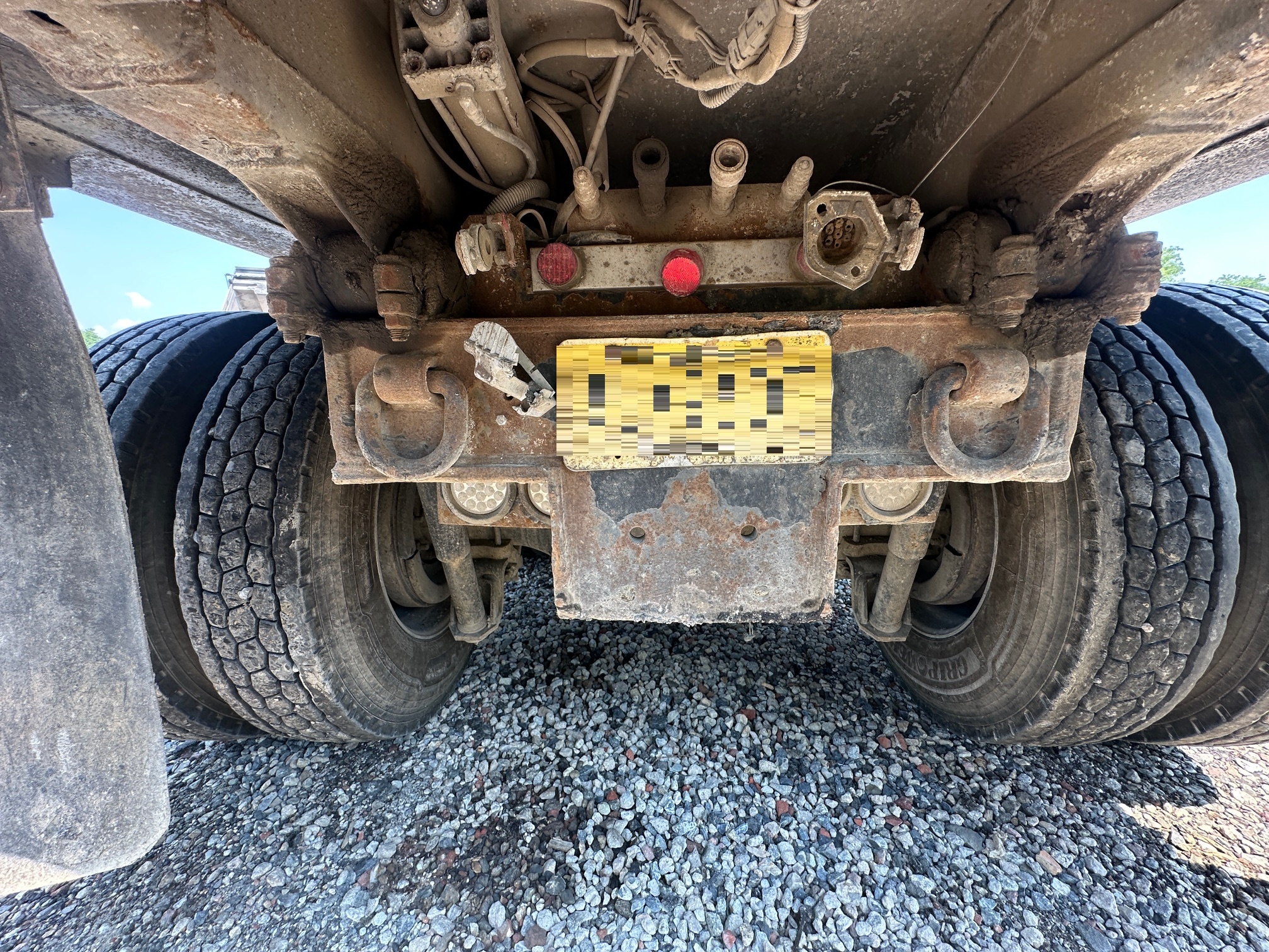 2019 MACK Granite GR64F - Image 30