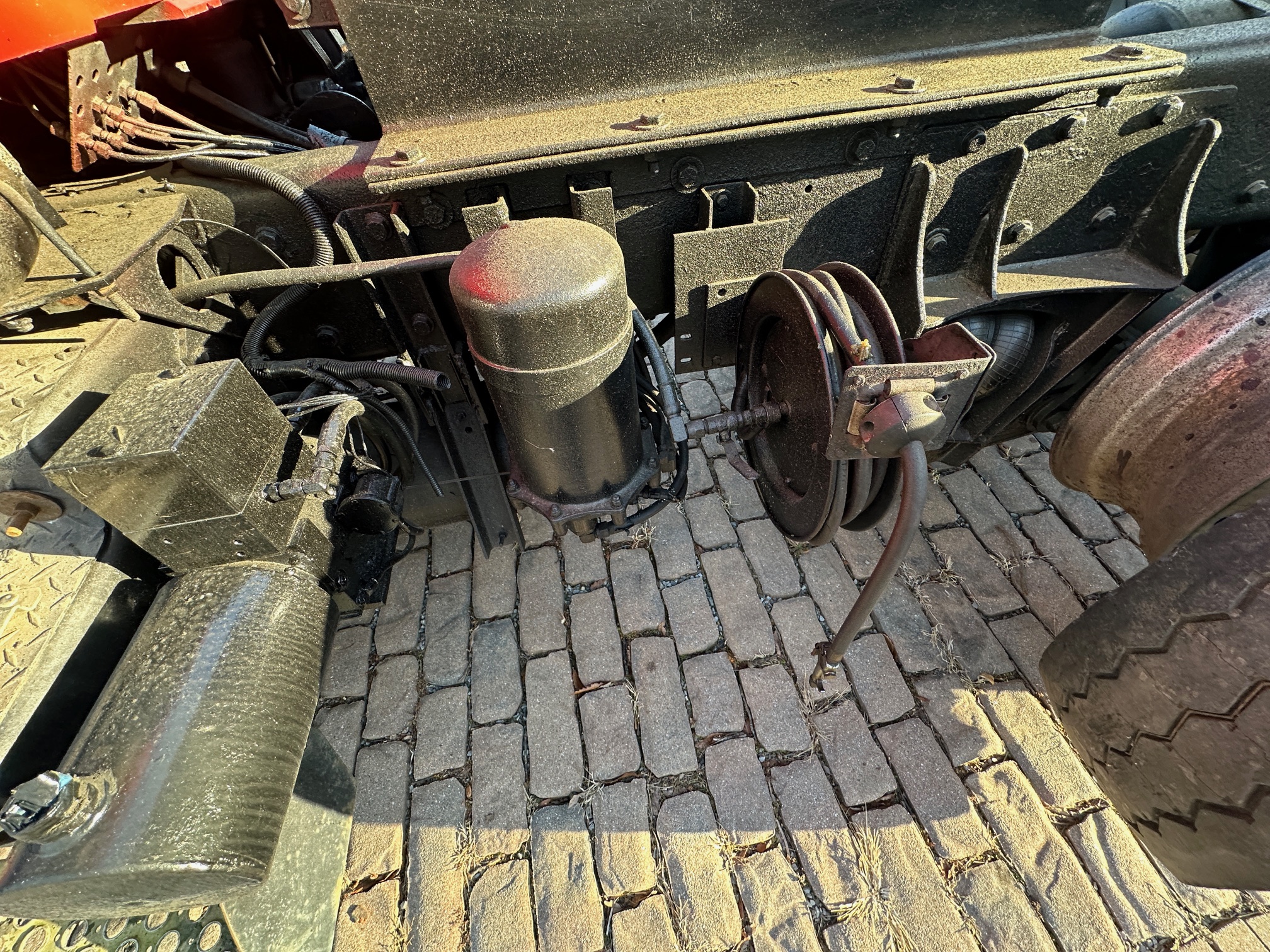 2004 KENWORTH T800 - Image 30