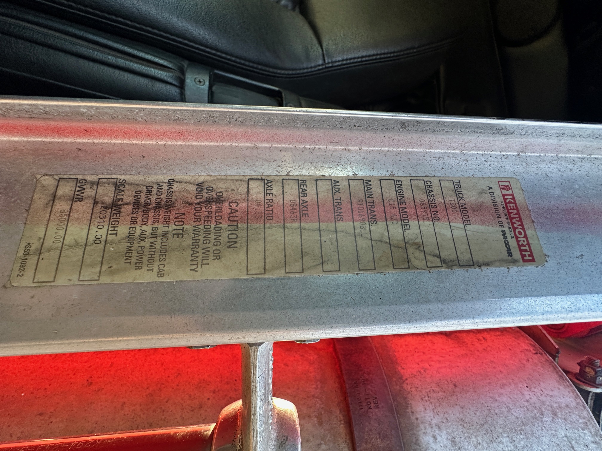 2004 KENWORTH T800 - Image 35