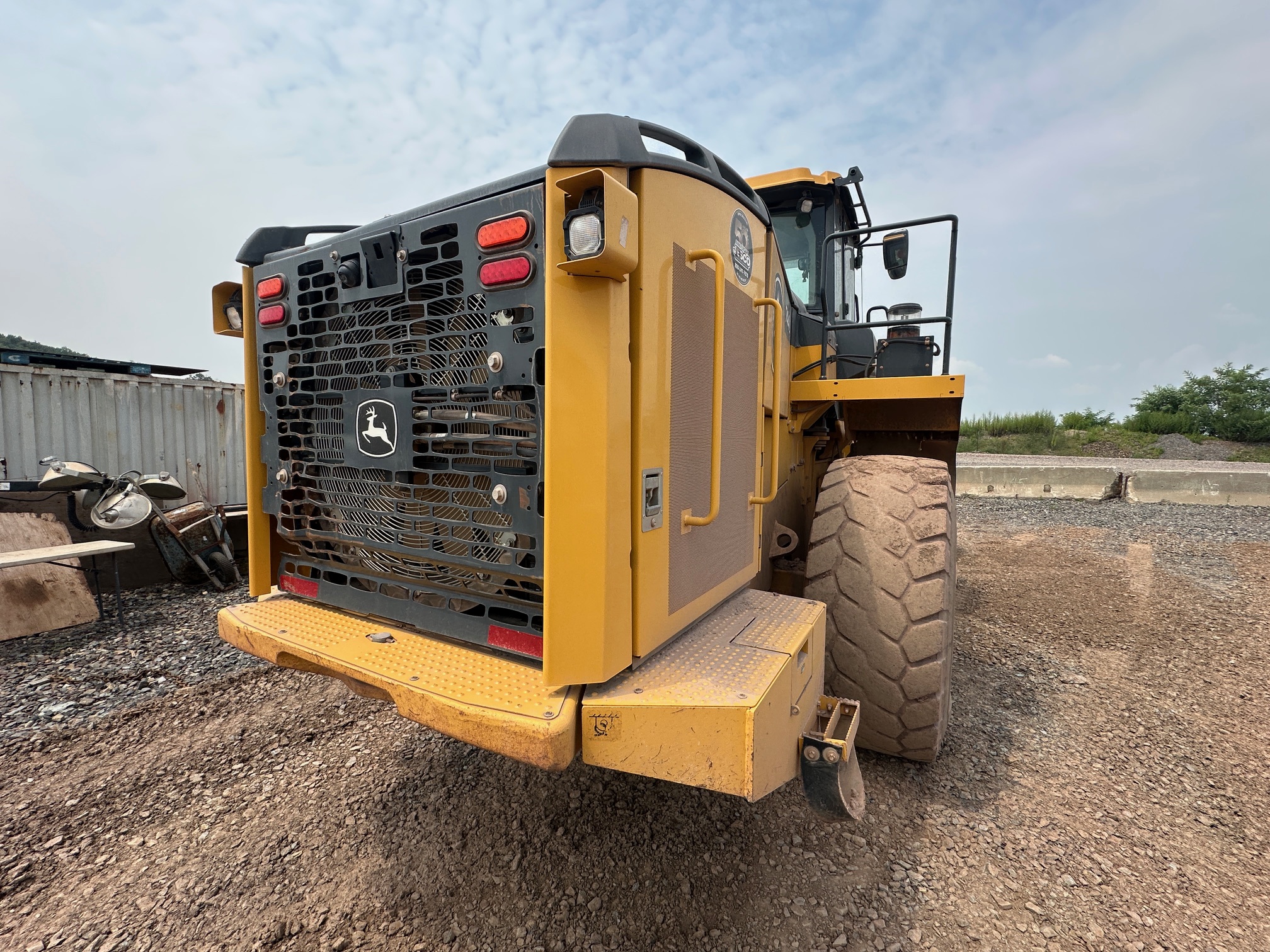 2020 DEERE 744L - view 10 of 51