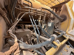 2020 DEERE 744L - Image 21