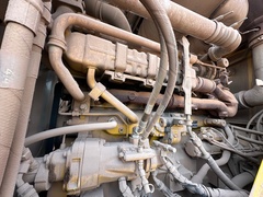 2020 DEERE 744L - Image 36