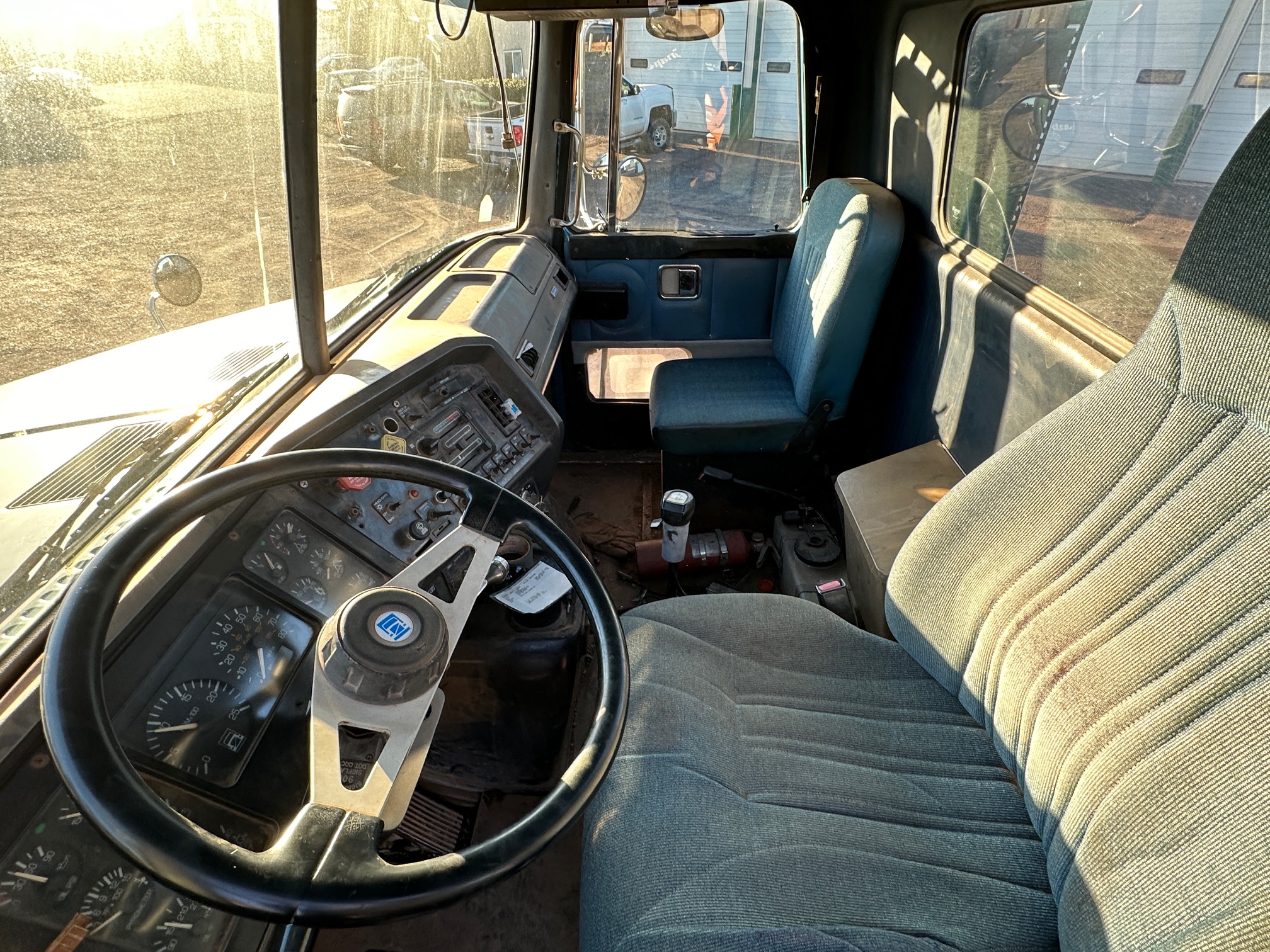 1995 WHITE/GMC WCA64T - Image 19