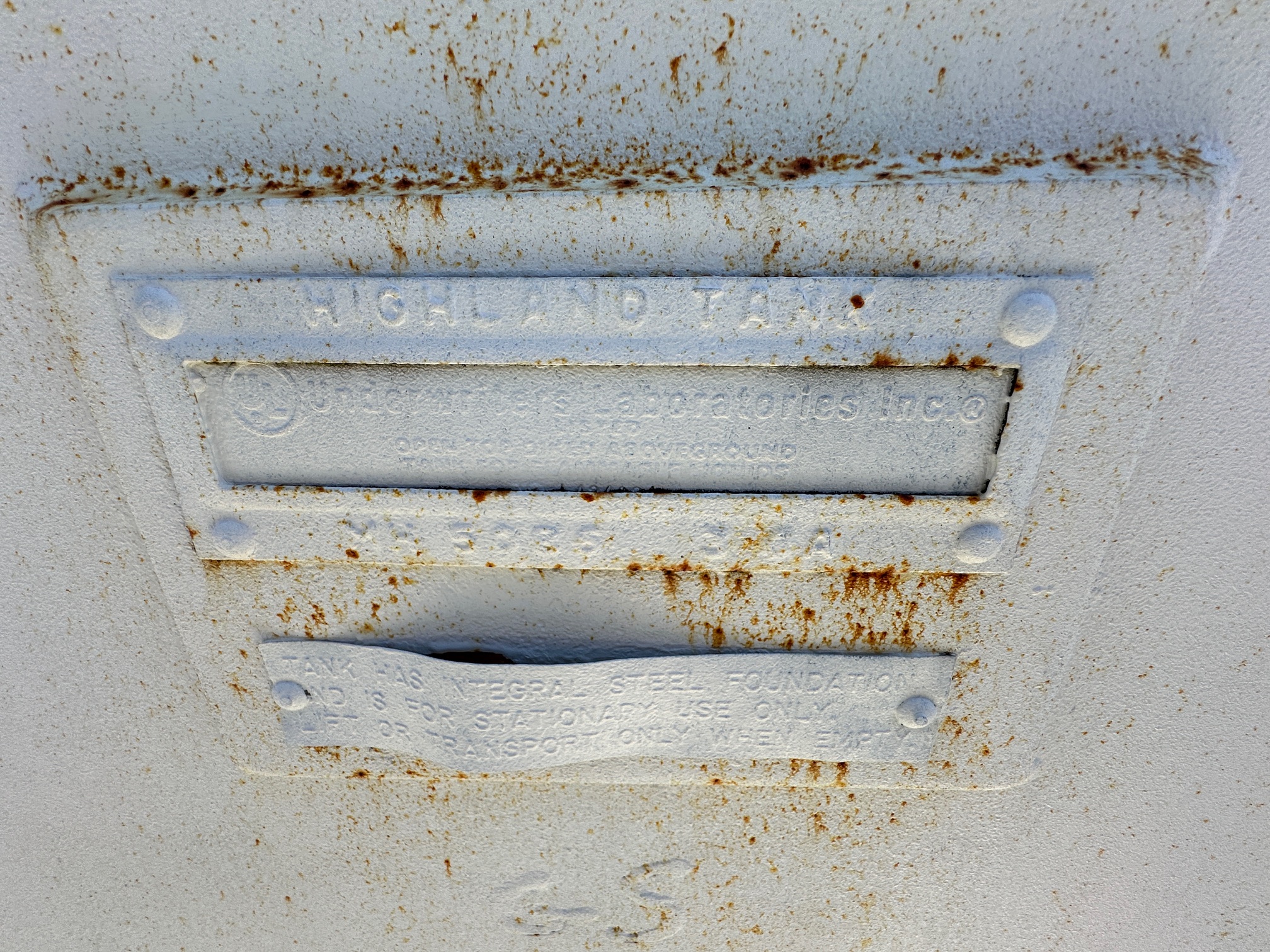 2010 HIGHLAND TANK 10,000ga FUEL TANK - Image 10