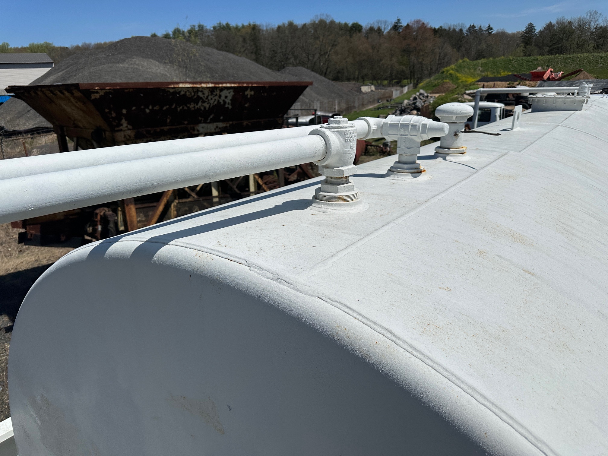 2010 HIGHLAND TANK 10,000ga FUEL TANK - Image 19