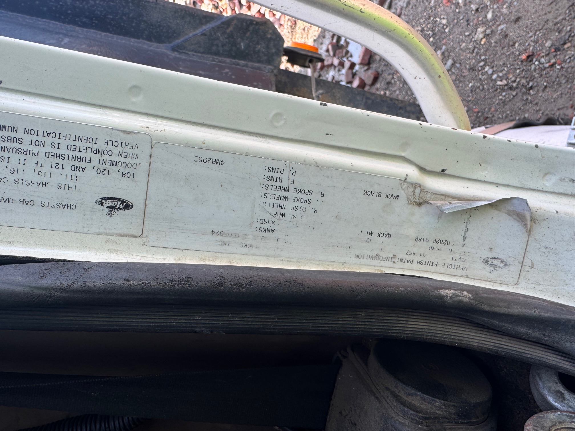 2004 MACK CV713 - view 12 of 13