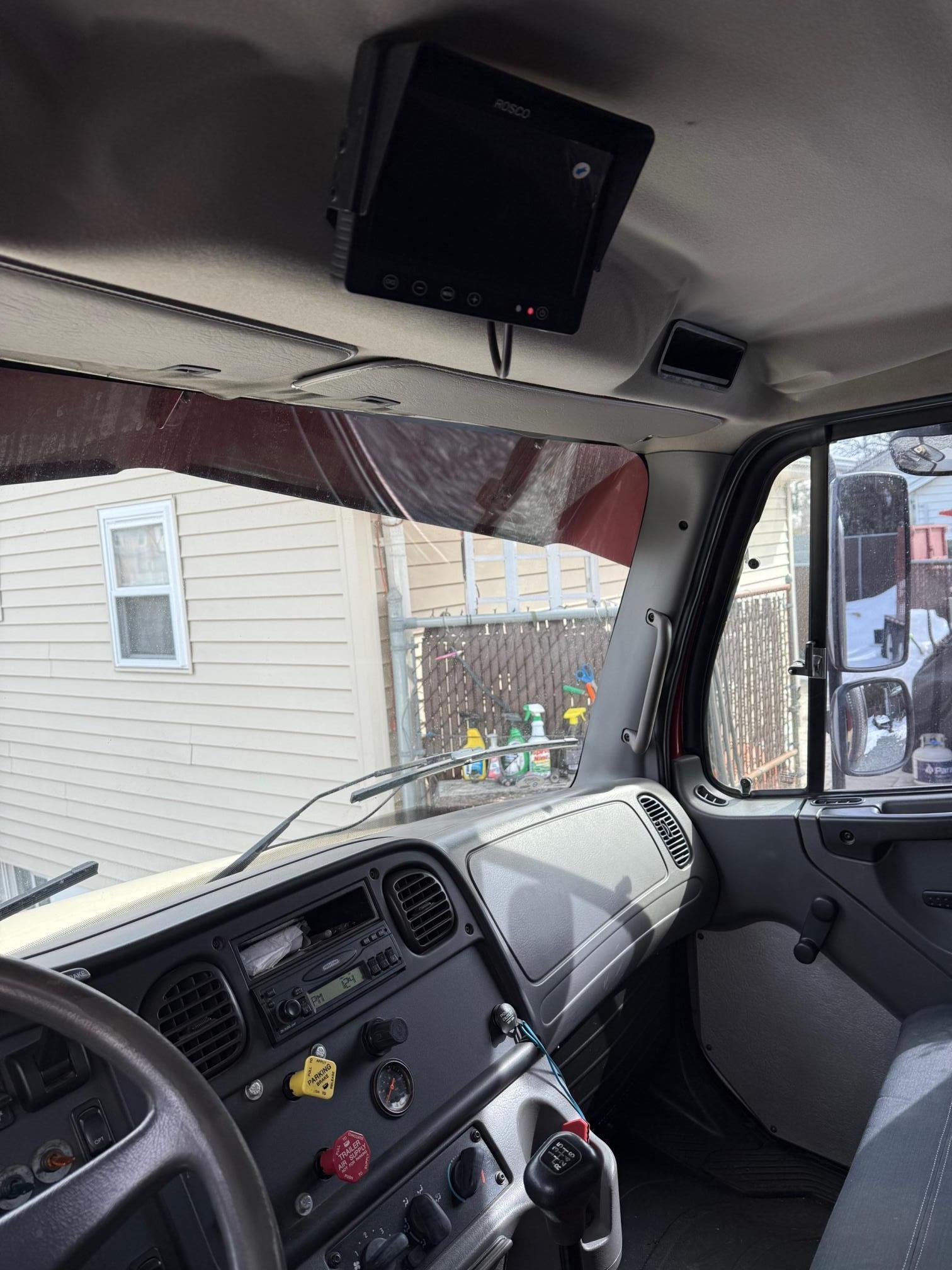 2005 FREIGHTLINER M2 Business Class - view 15 of 43