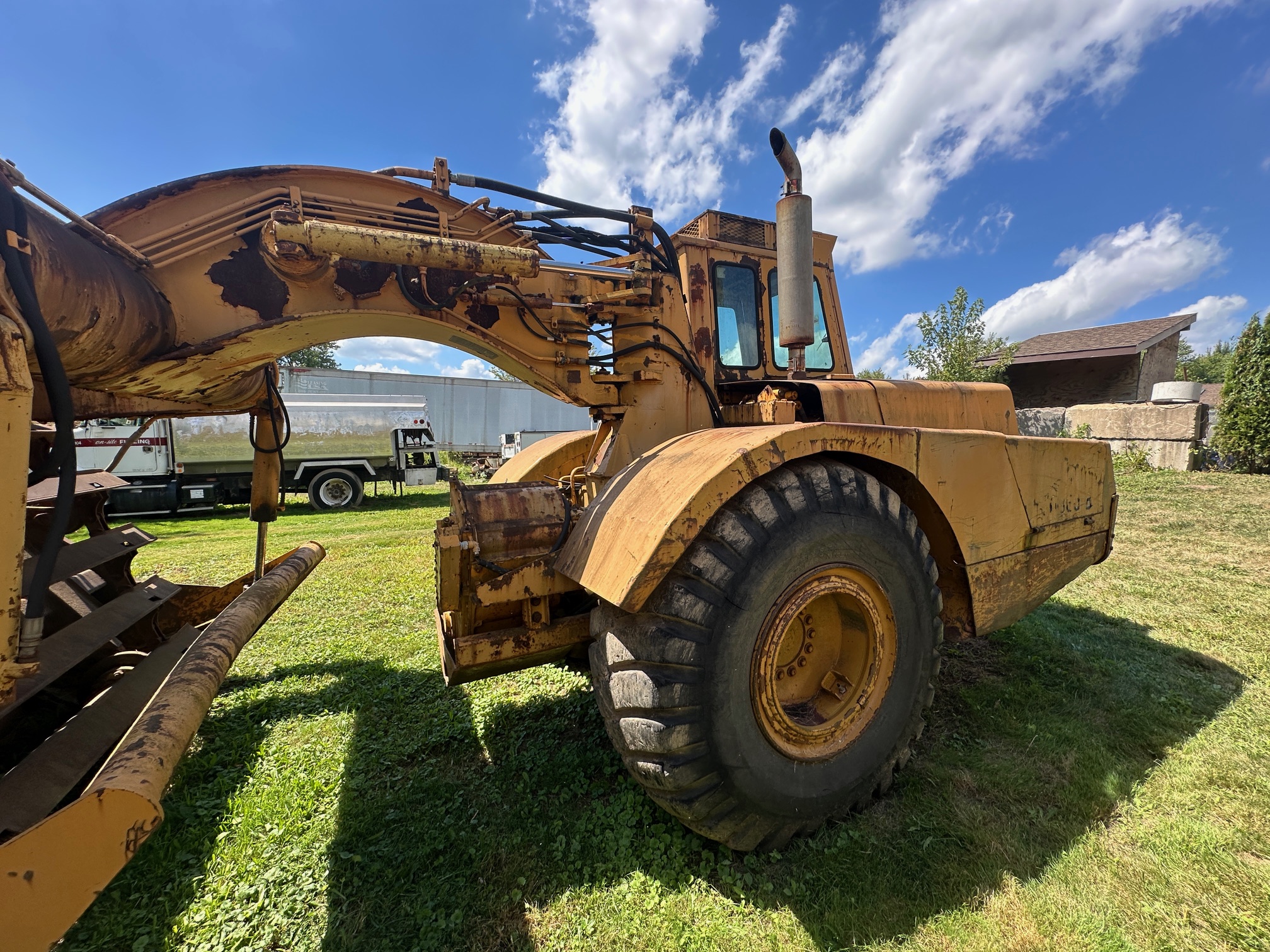 1979 DEERE 860B Motor Scraper - Image 10