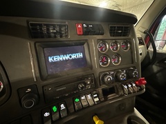 2017 KENWORTH T880 - Image 7