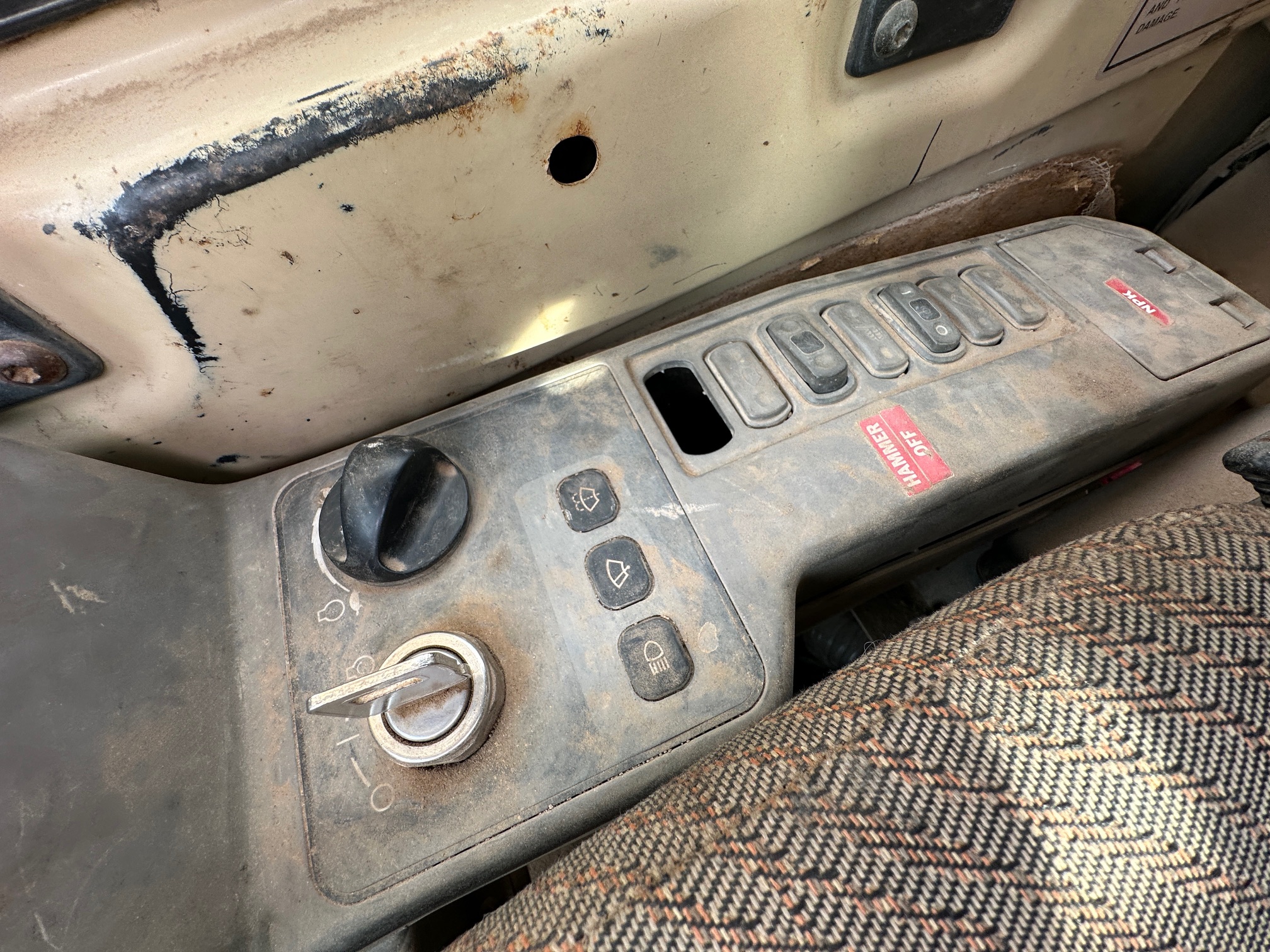 1999 CATERPILLAR 320B L - Image 25