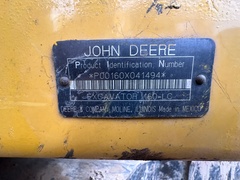 2001 DEERE 160C LC - Image 11