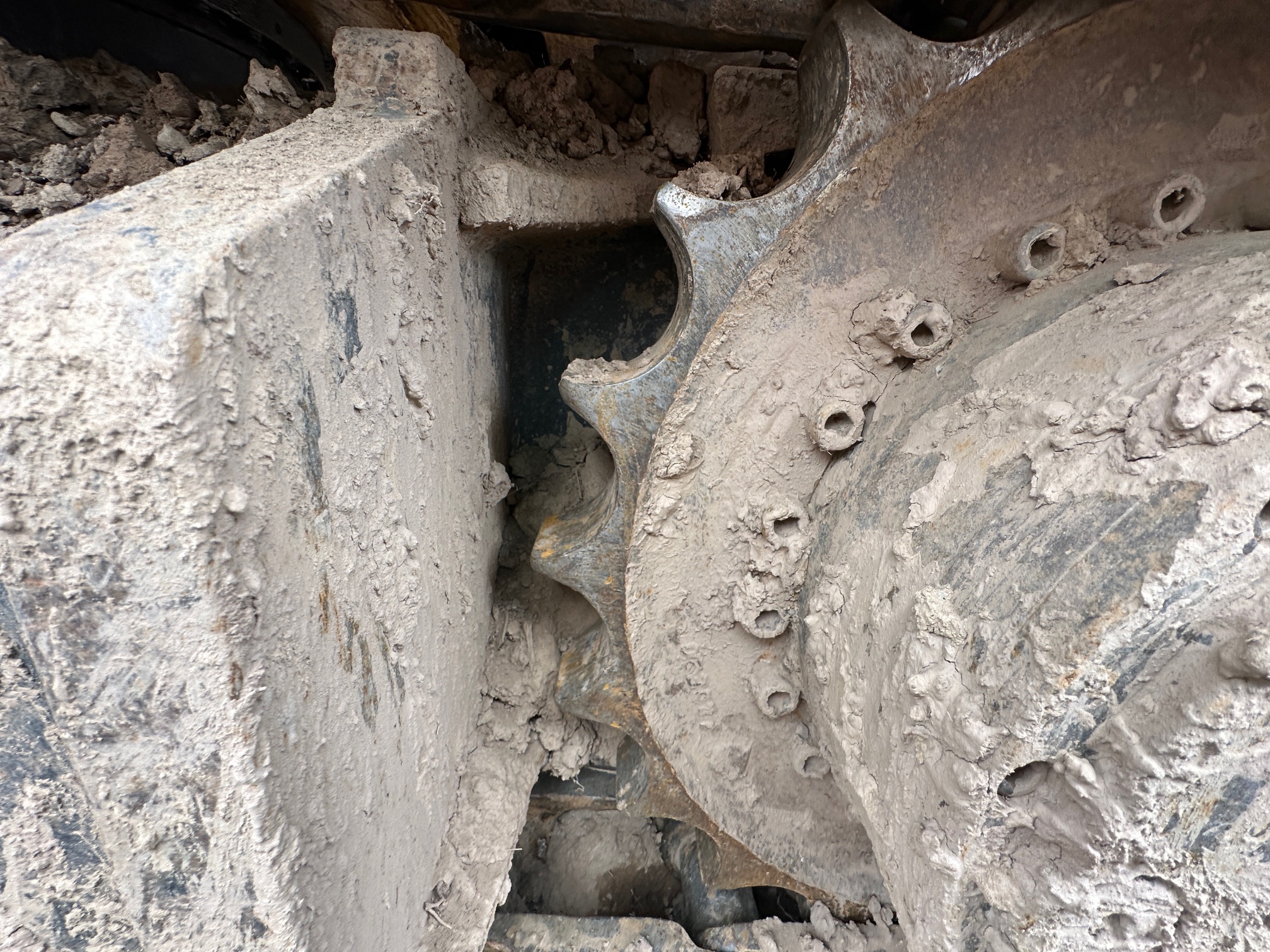 2001 DEERE 160C LC - Image 17