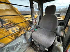 2001 DEERE 160C LC - Image 21
