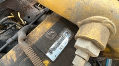 2001 DEERE 160C LC - Image 34