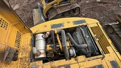 2001 DEERE 160C LC - Image 35