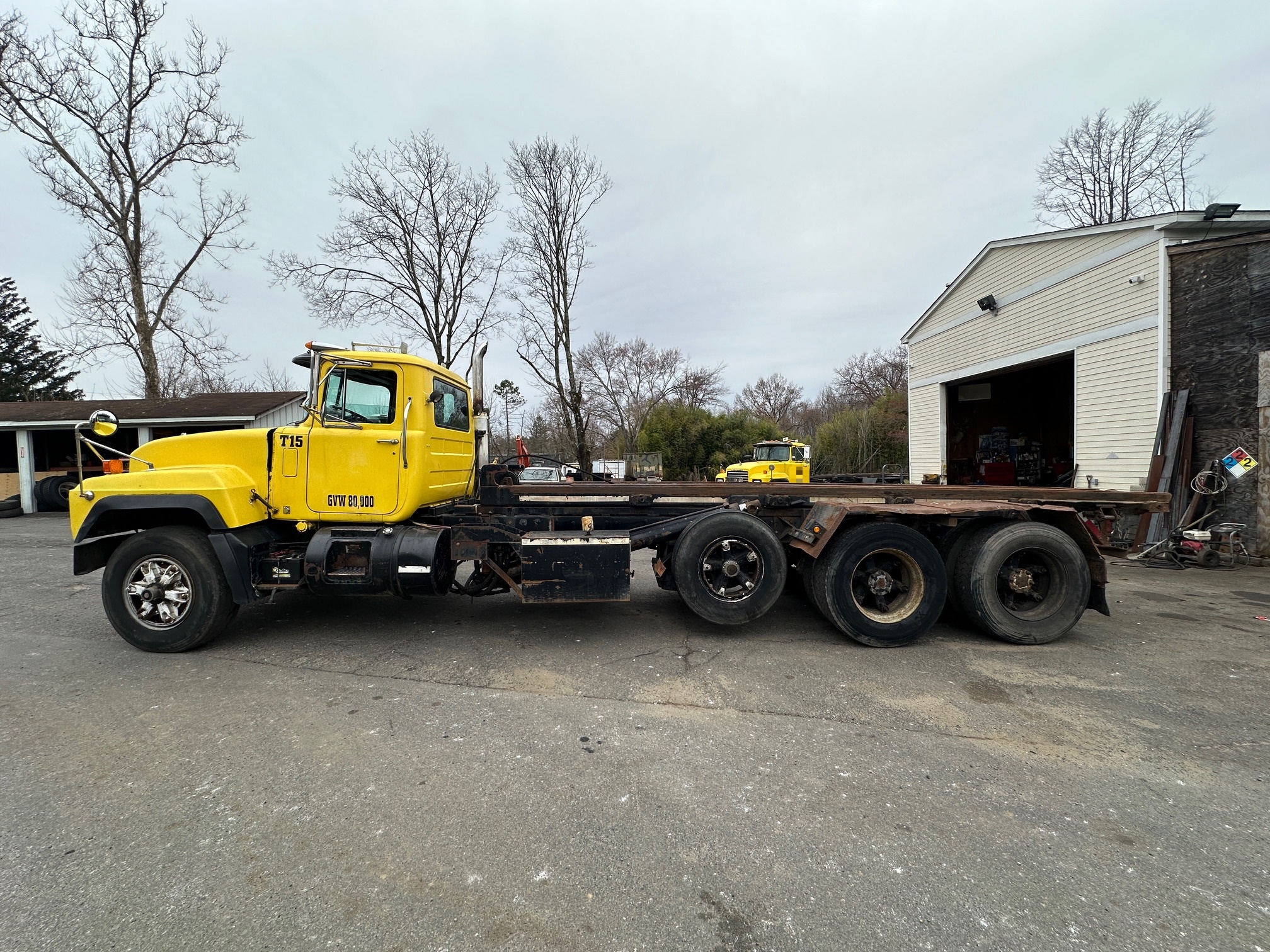 2000 MACK RD688S - Image 6