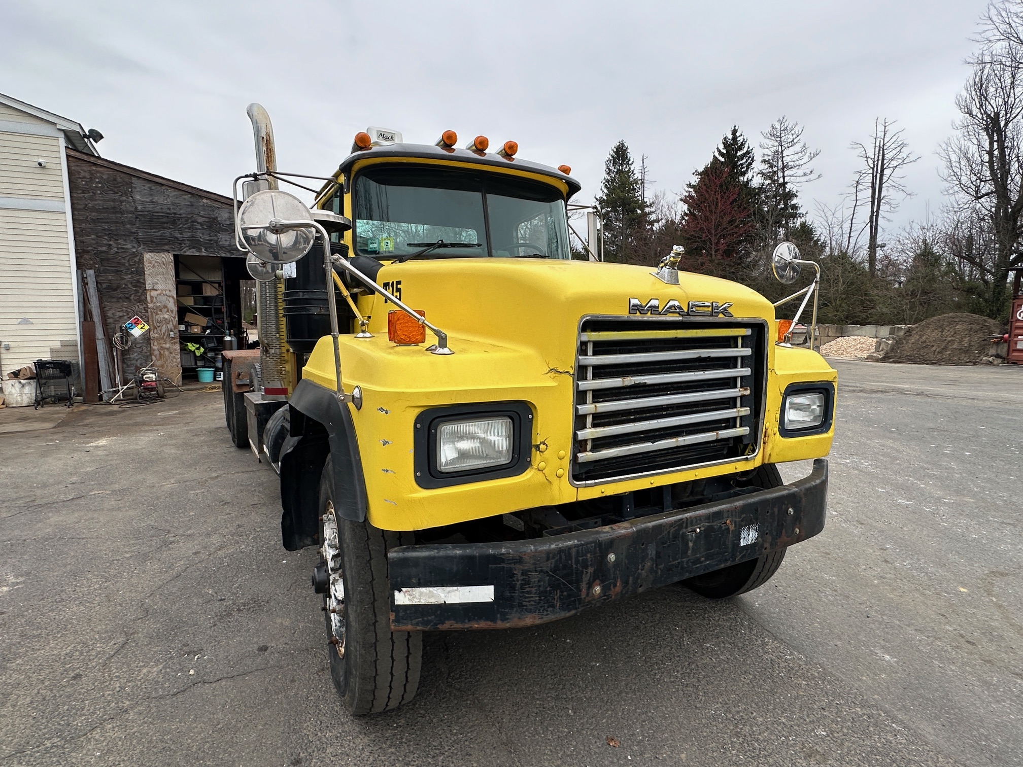 2000 MACK RD688S - view 9 of 37