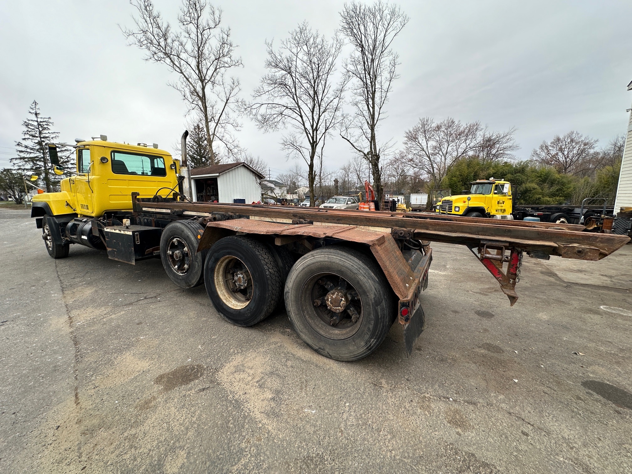 2000 MACK RD688S - Image 16