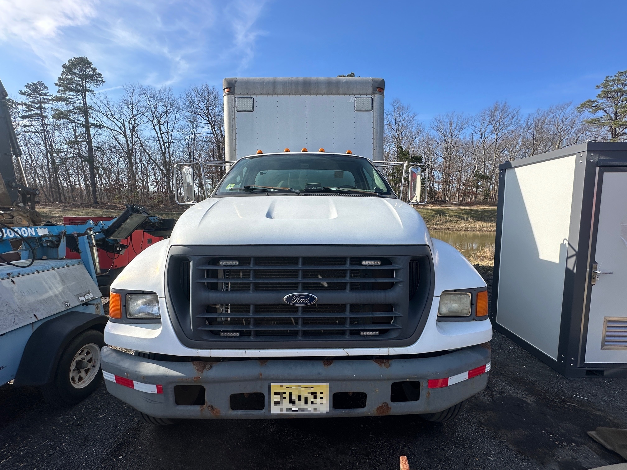 2000 FORD F650 Box Truck - Image 3