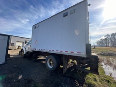 2000 FORD F650 Box Truck - Image 9