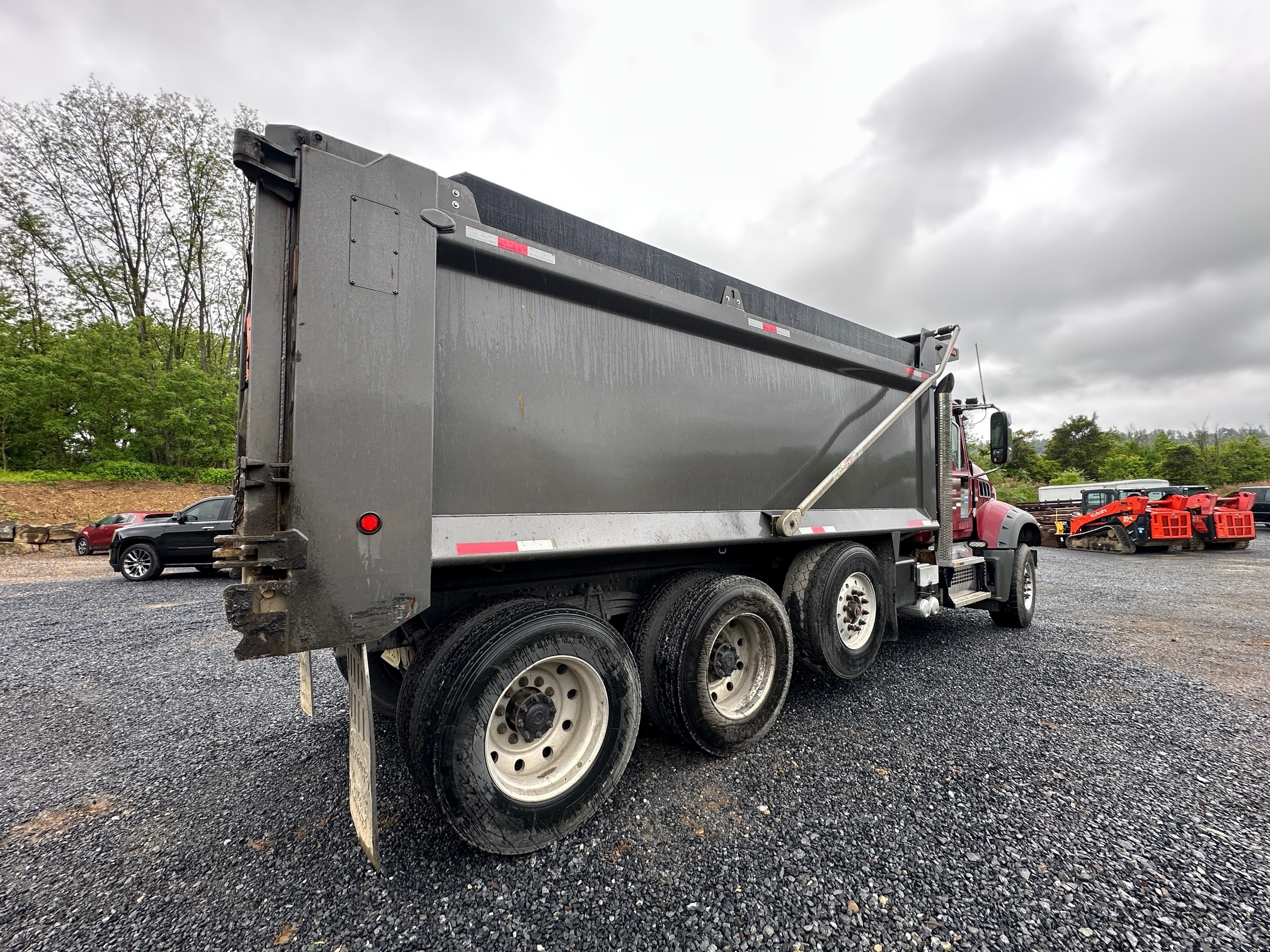 2020 MACK Granite GR64F - view 9 of 52