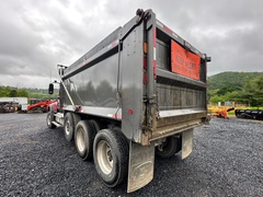 2020 MACK Granite GR64F - Image 12