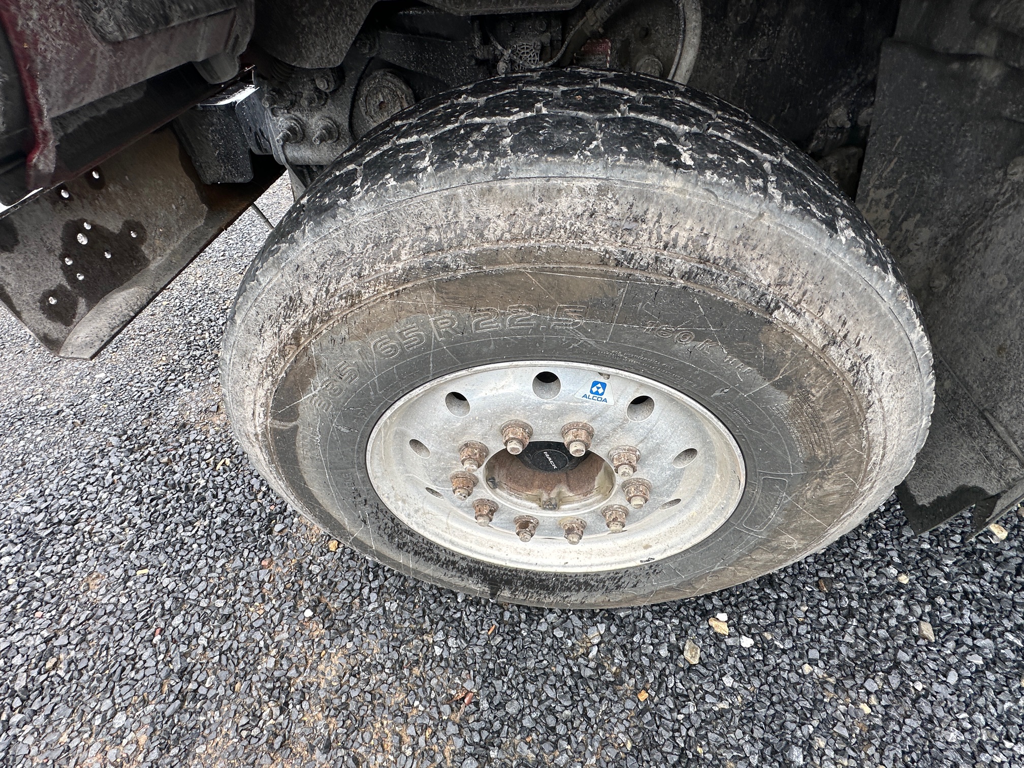 2020 MACK Granite GR64F - Image 24