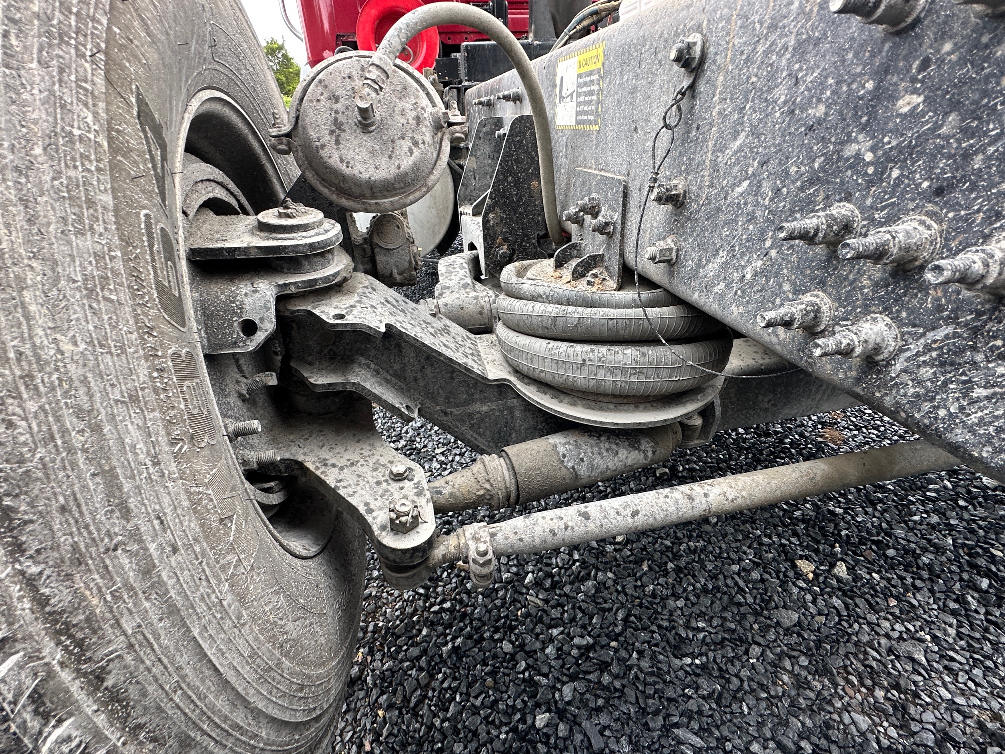 2020 MACK Granite GR64F - Image 40