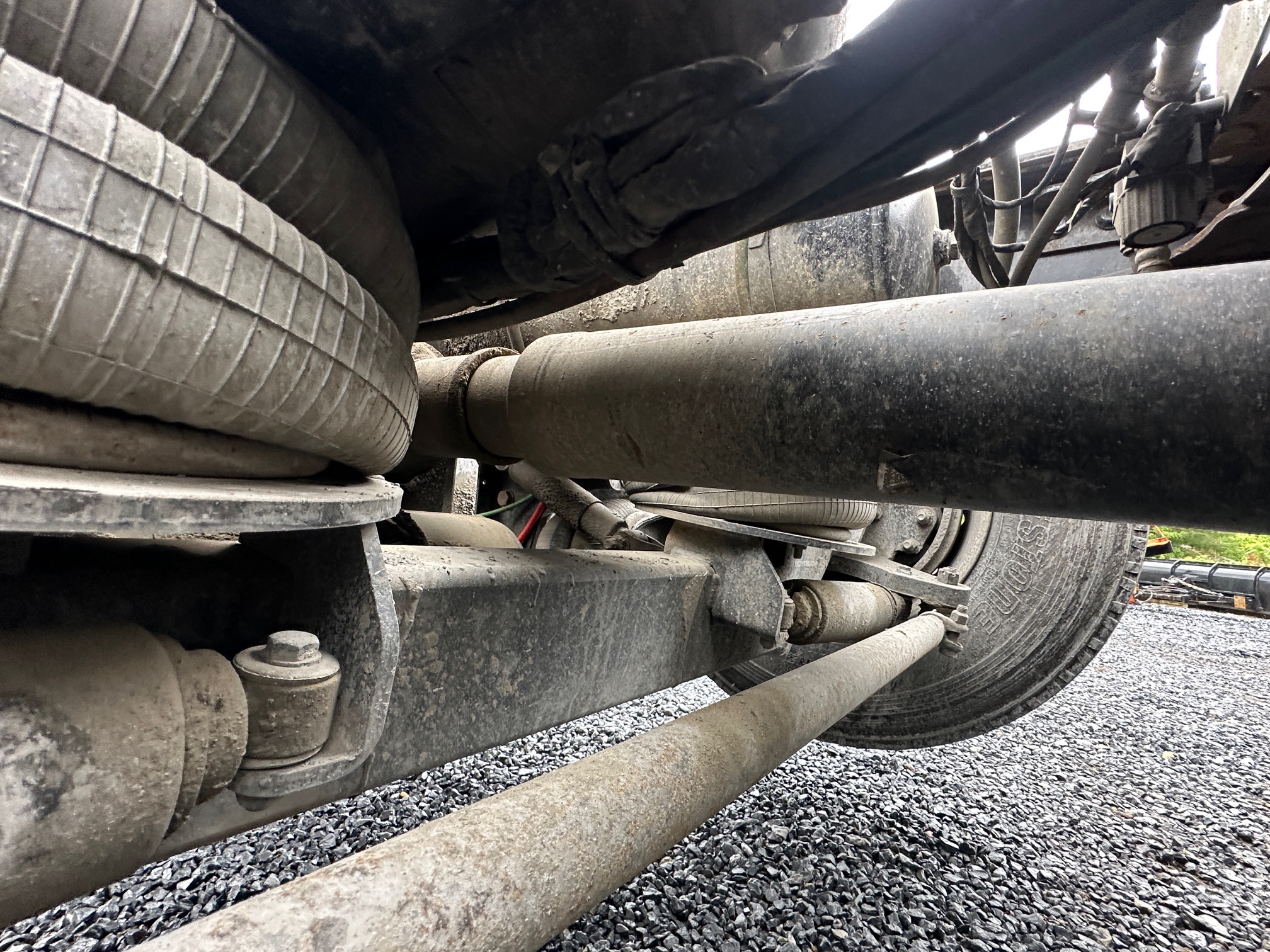 2020 MACK Granite GR64F - Image 41